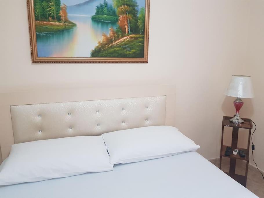 Pazari_Ri_Studio Appartement Tirana Buitenkant foto